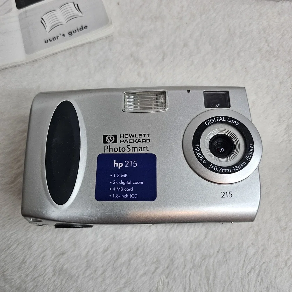 🖤Vintage HP PhotoSmart 215 1.3 MP Digital Camera With Box And Some Contents